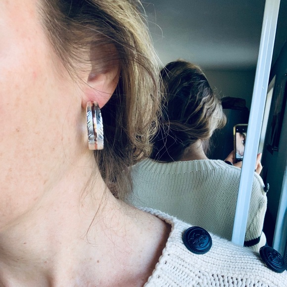 Goddess FEATHERS Hoop earrings NEW, gorgeous ✨ - Picture 3 of 8